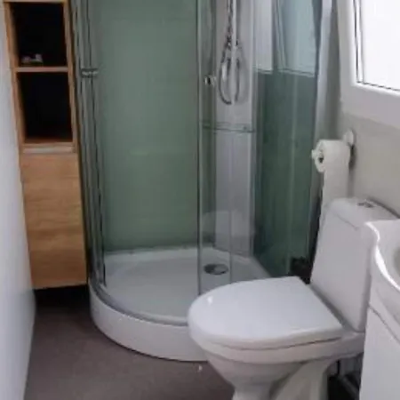 Hébergement de vacances Two Bedroom Mobile With Terrace Br1 Pirovac