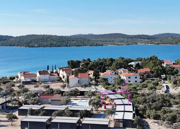 Two Bedroom Mobile With Terrace Br1 Сasa de vacaciones *